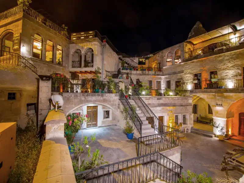Hotel Tour
