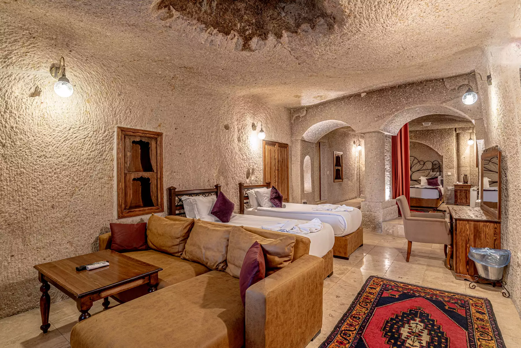 Room 402 - Dervish & Elegance Cave
